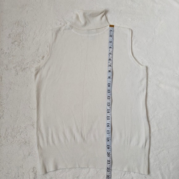 H&M Womens Turtleneck Sweater Vest Sleeveless Off White Tight Knit Top Medium - Picture 4 of 6